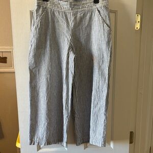 Max Studio EUC Blue and Green Striped Linen blend Cropped pants size M